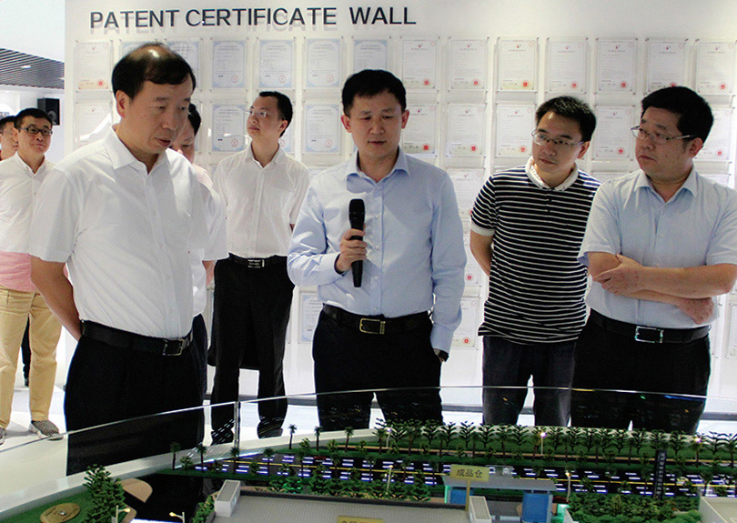 向导来访：：：2018.9东莞市市长肖亚非J9国际站调研