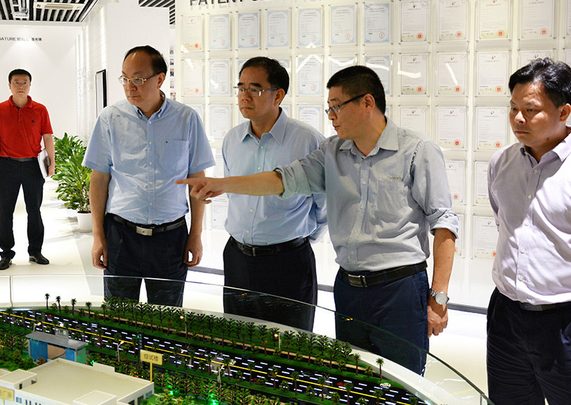 向导来访：：： 2018.10东莞市委书记梁维东J9国际站调研